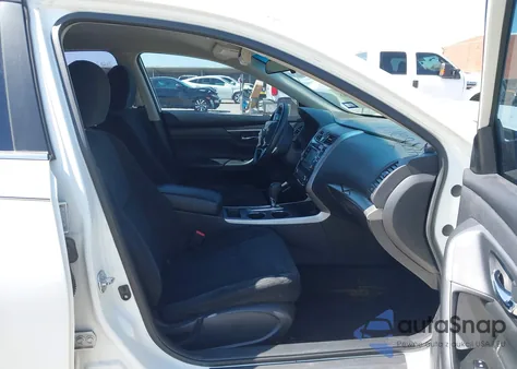 2015 Nissan Altima 2.5 S from USA, damaged, VIN 1N4AL3AP4FN872272